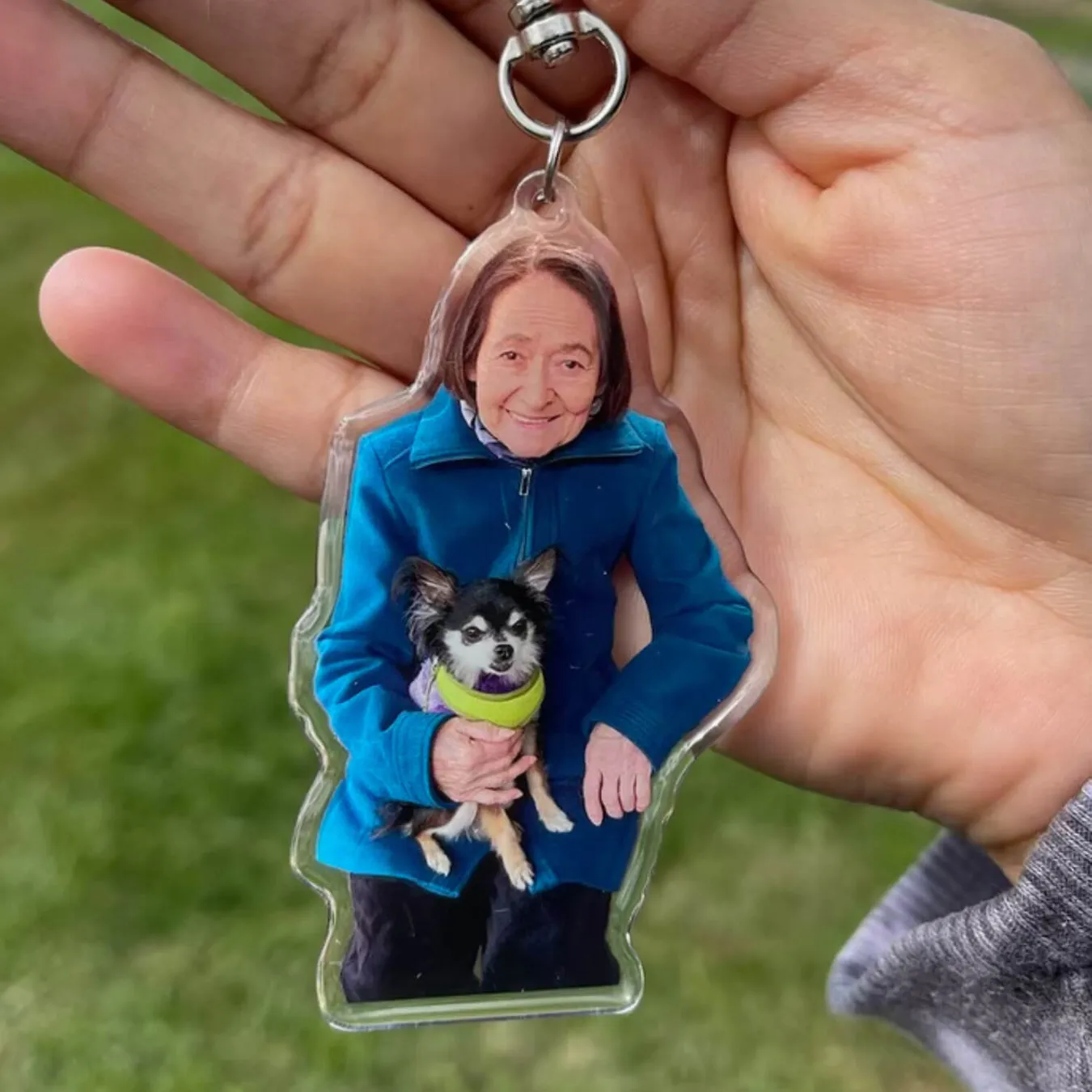 Select to view 'Custom Pet Keychains' image